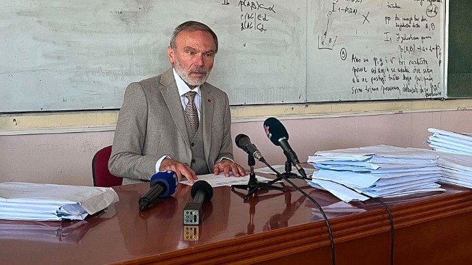 Udar na ustavni poredak